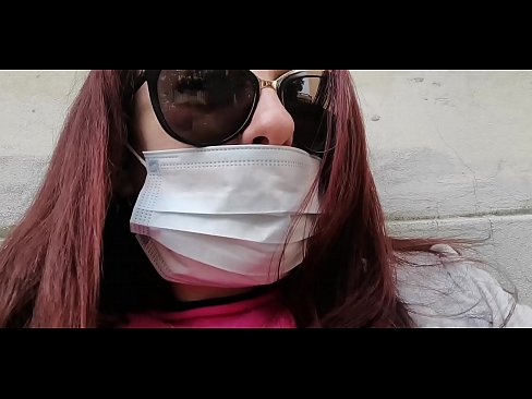 ❤️ Nicoletta报复她的邻居，在他的车库里撒尿（特别Covid19意大利检疫局） ❤️❌ Beautiful porn