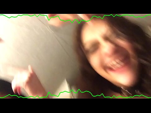 ❤️ 两位性感的黑发美女情感内裤留住混蛋古怪的婊子 ❤️❌ Beautiful porn